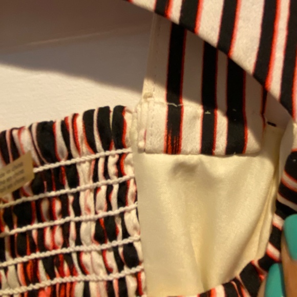 Guess Sundress, Size 6, Red/Black/Off-white, Above the knee length - Picture 4 of 9